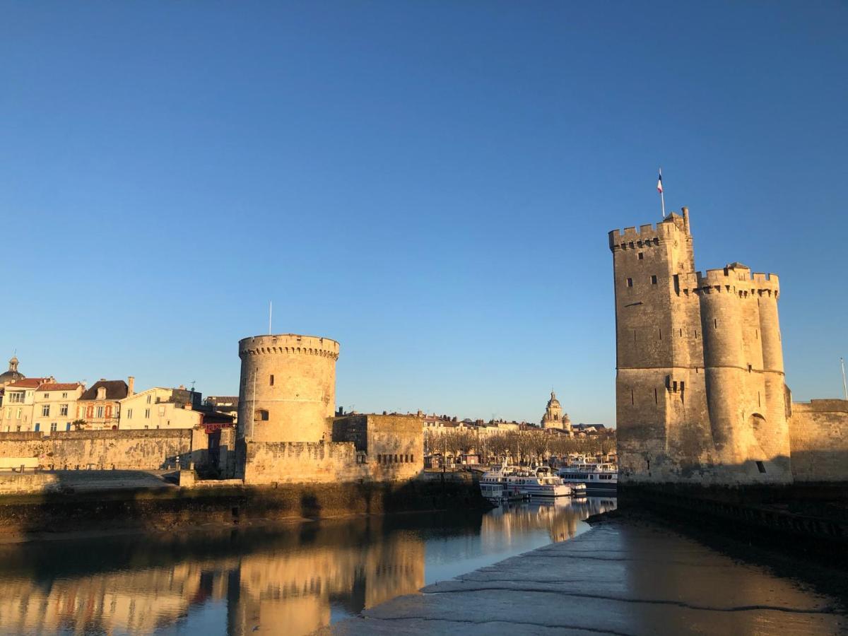 Nuit Insolite Sur Un Voilier Au Coeur De La Rochelle La Rochelle  Exterior photo