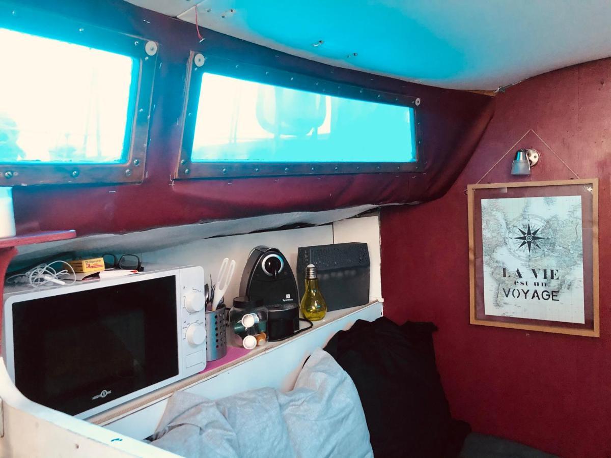 Nuit Insolite Sur Un Voilier Au Coeur De La Rochelle La Rochelle  Exterior photo